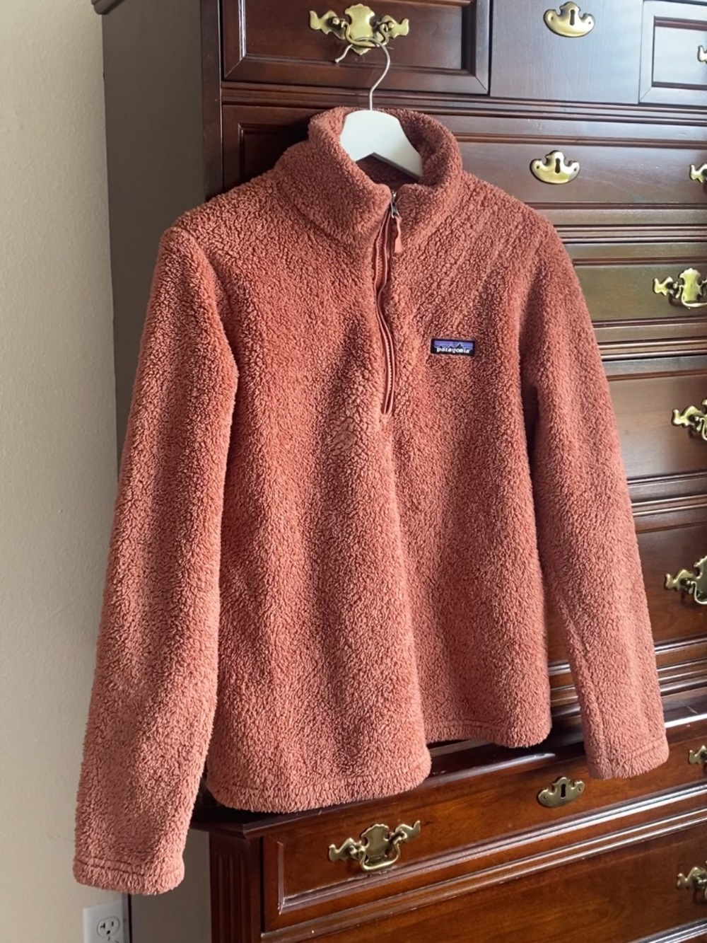 Patagonia orange fleece size medium